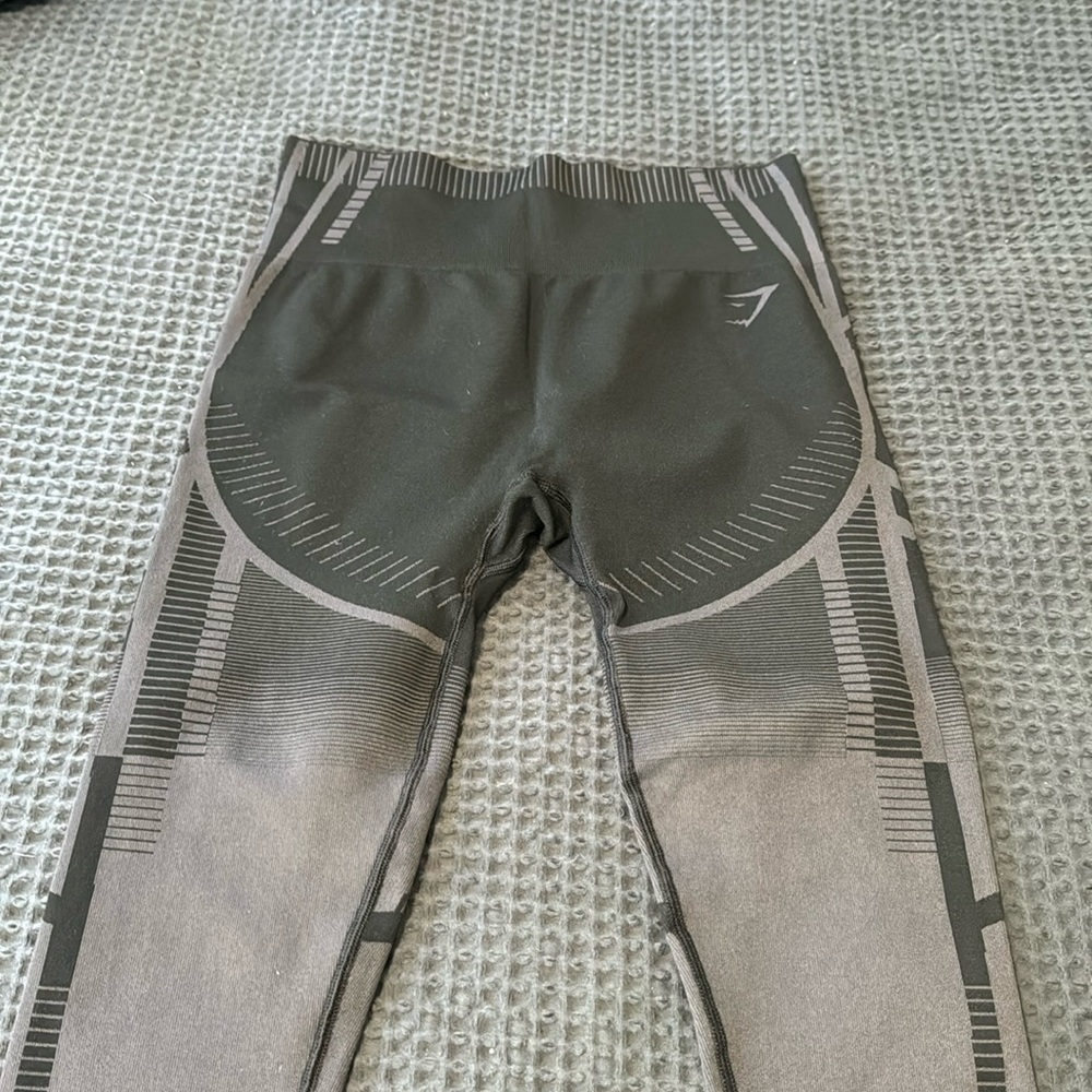 Ryderwear grey and black print leggings